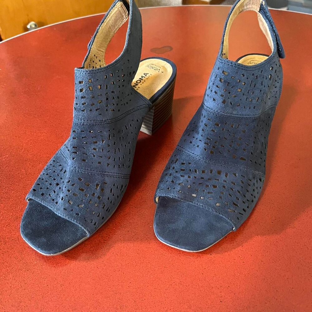 Sonoma-goods-for-life Women's Navy and Blue Sandals